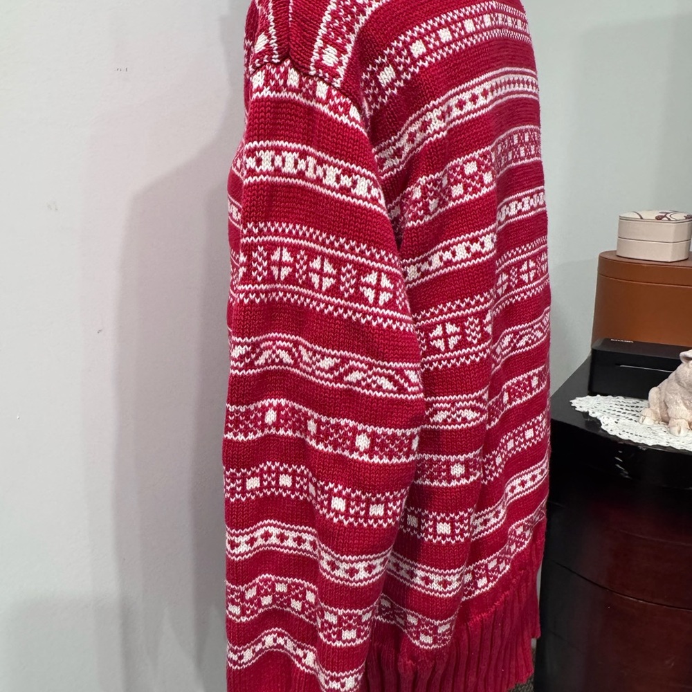 Vintage Gap Red and White Sweater - Picture 5 of 9